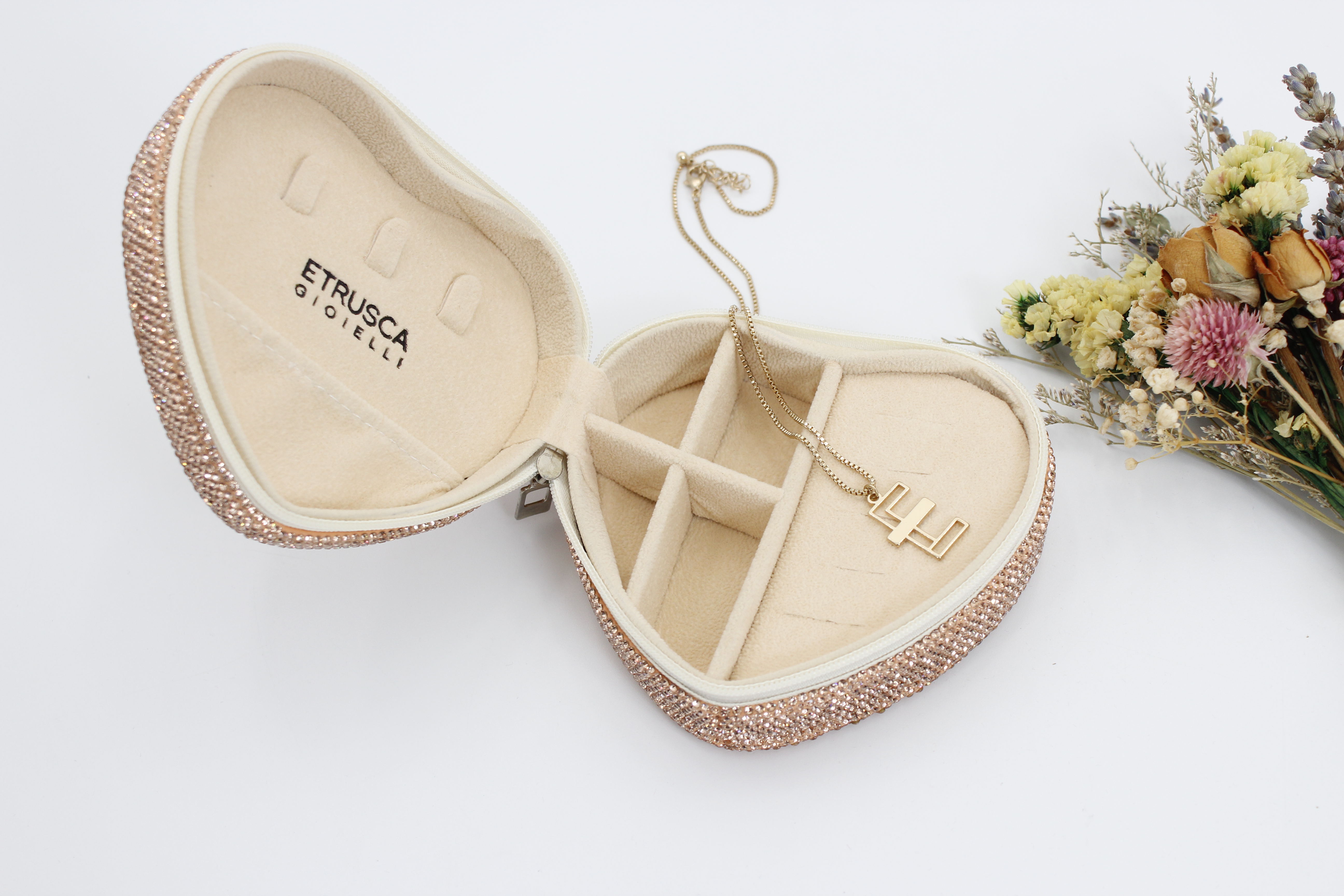 5 Tips to Choose China Cardboard Jewelry Boxes