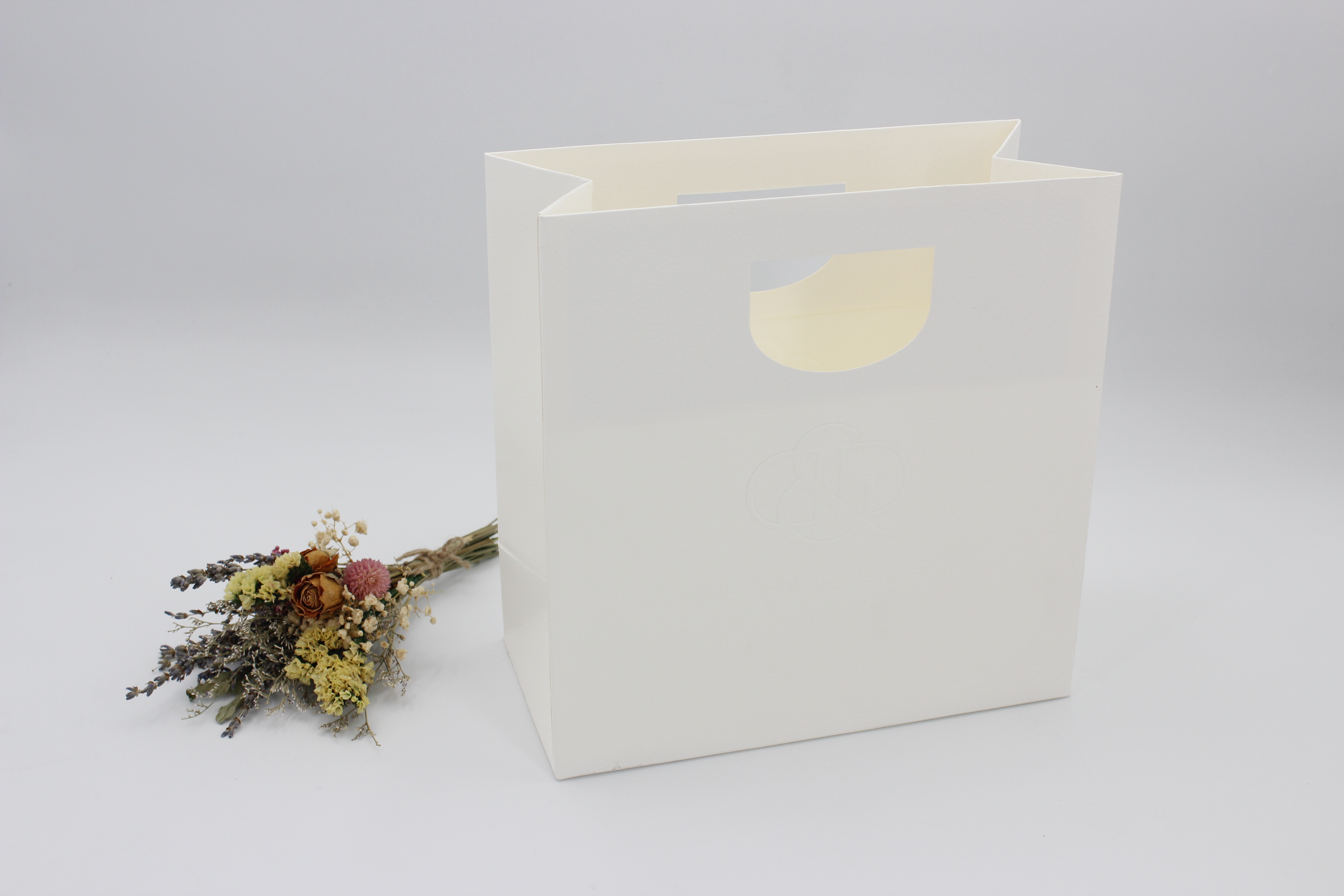 7 Eco Jewelry Packaging Wholesale Tips